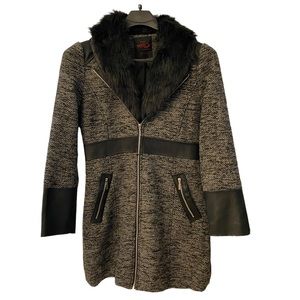 Yoki Trench Coat Faux Fur removable collar faux leather